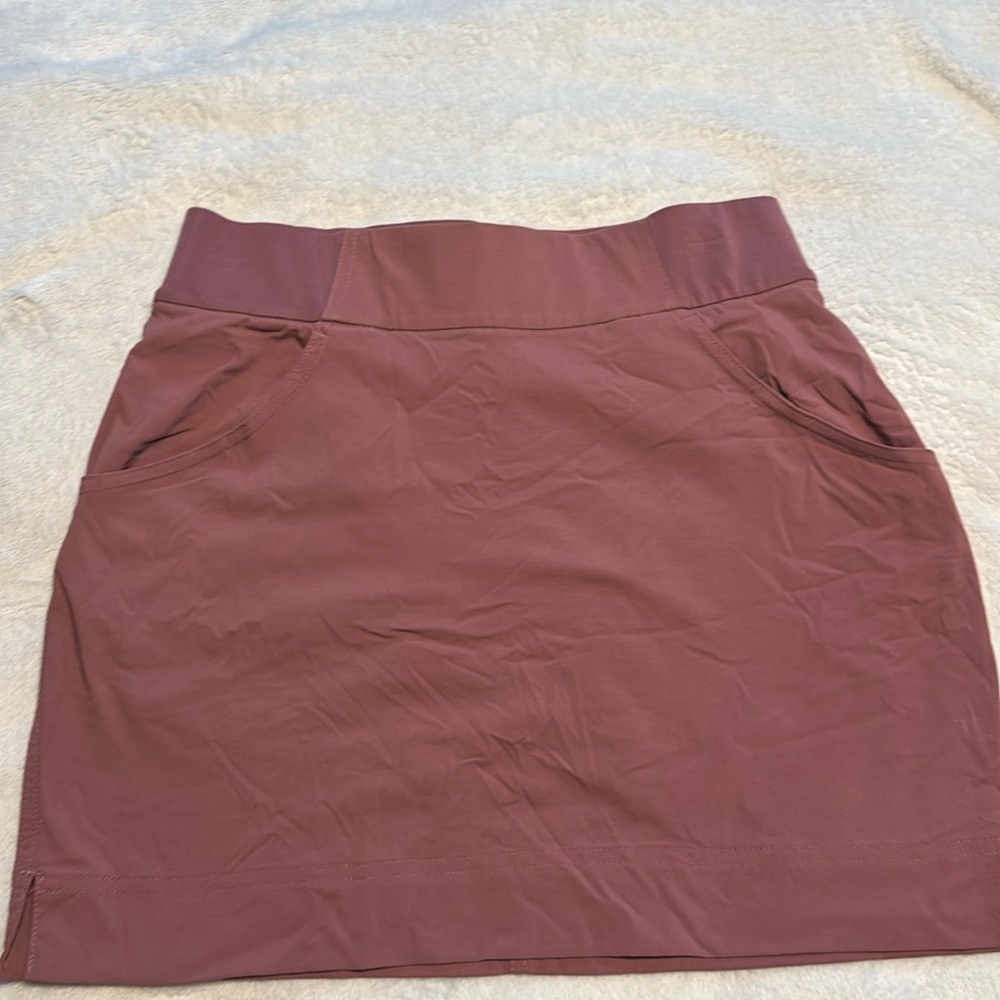 Women’s Performance Skort in Mauve